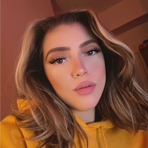 Meet your Posher, Rayna